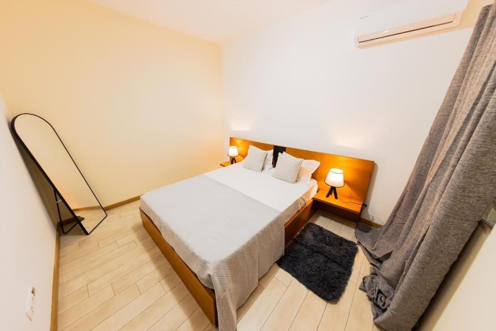 Jet Ap & Car 22 Apartment