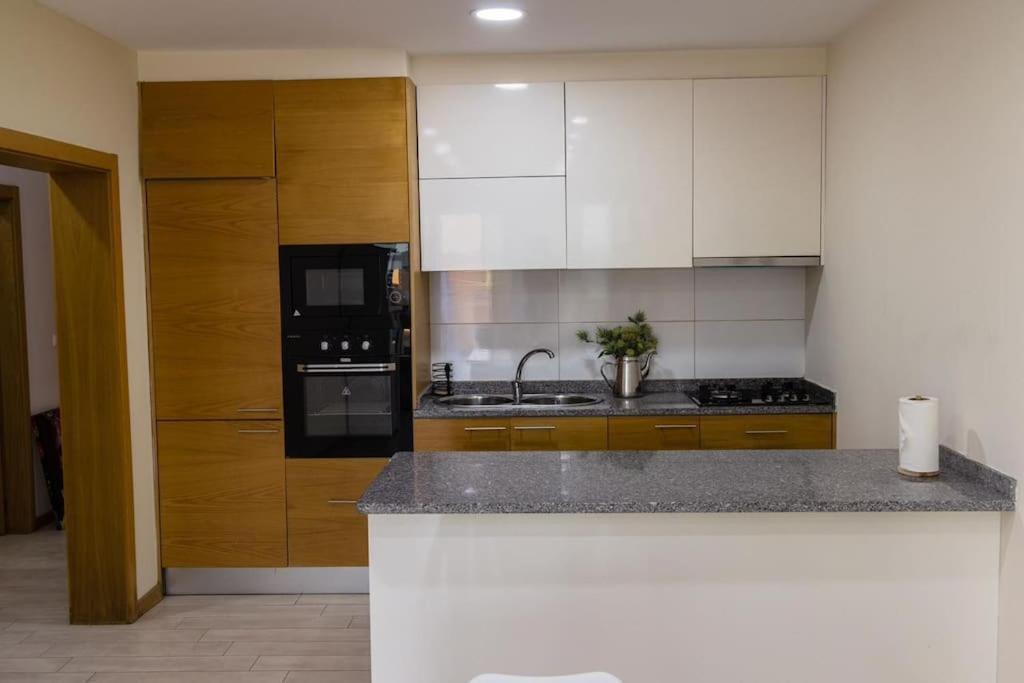 Apartment Jet Ap & Car 22 *